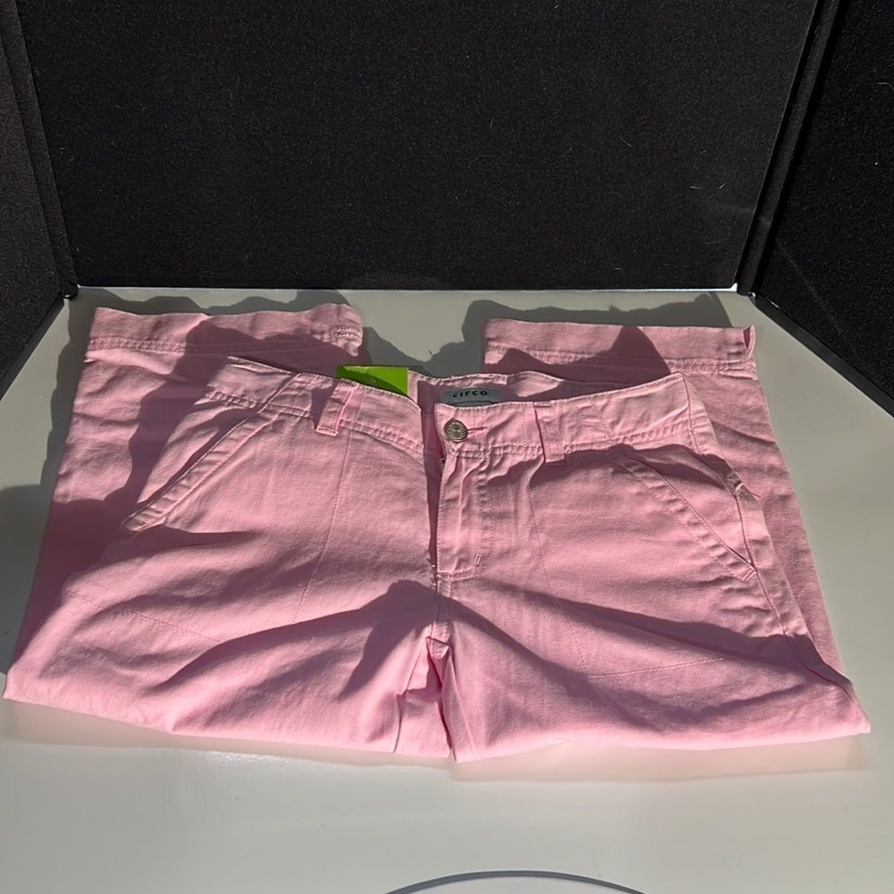 Circo Pink Capri Pants NWT Size 10